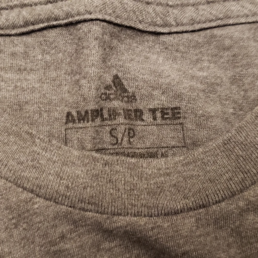 Adidas Amplifier Mens Gray Long Sleeve Shirt Size S